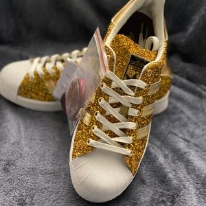 Superstar Sparkling Gold